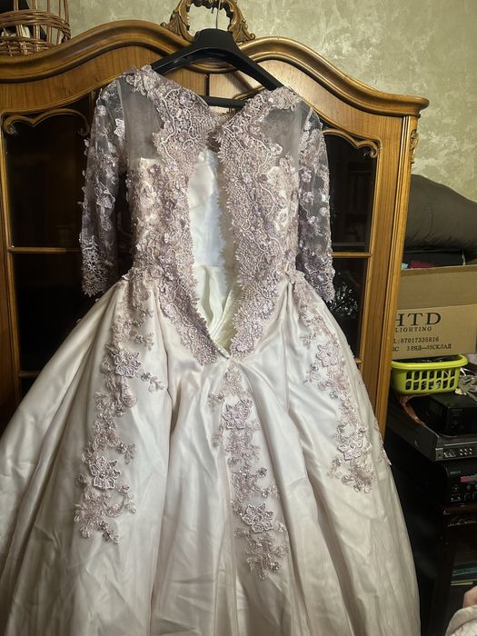 Платье на узату