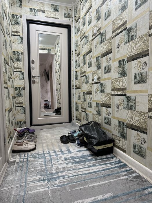 Продаю квартиру 2х комнатный