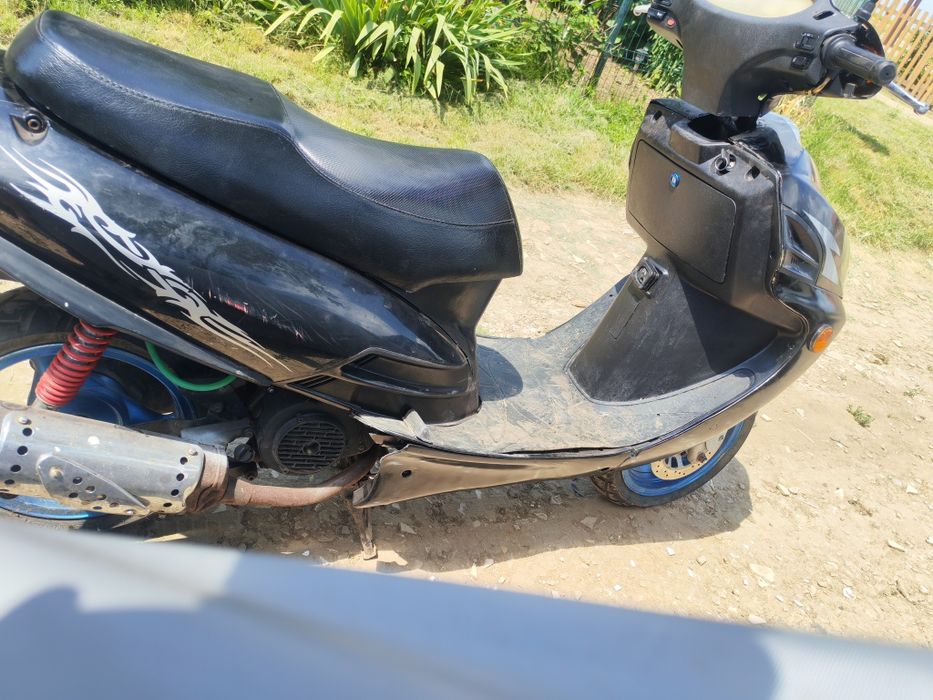 Scuter Generic GY6 125CC