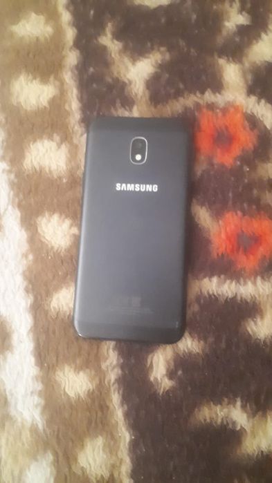 Продам Самсунг j3