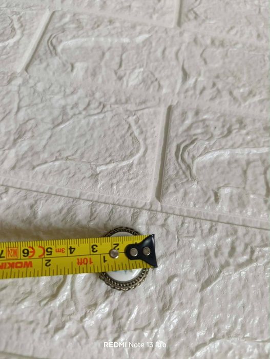 Vintage Ръчно рисувана брошка