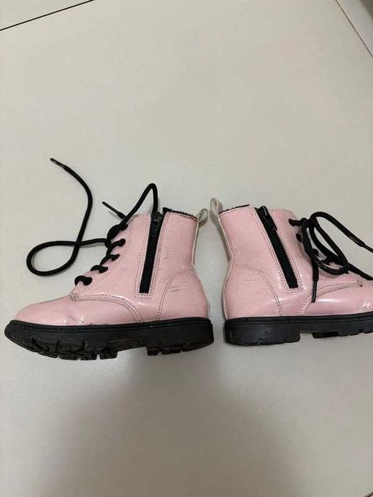 Ghete Sinsay marimea 25