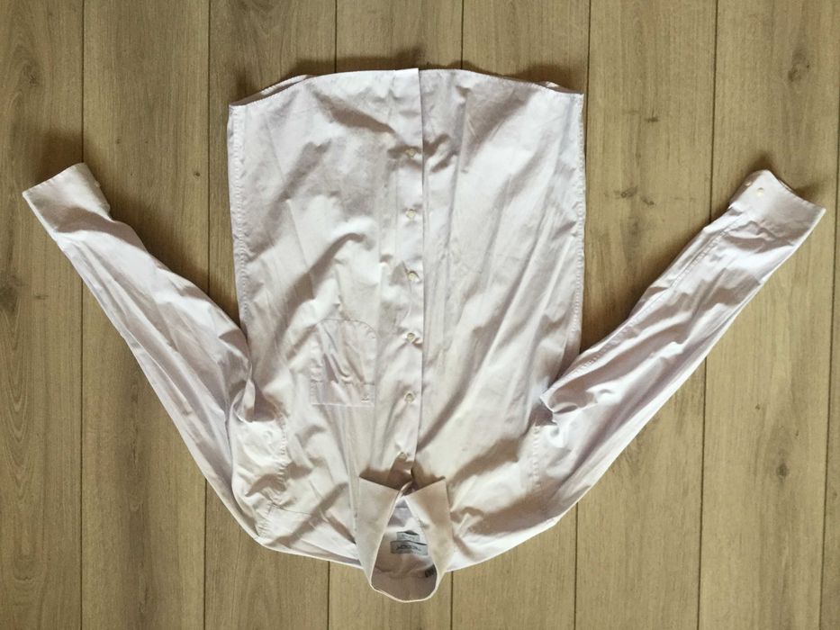 висок клас черен костюм - сако и пaнталон и риза на ТЕОДОР размер L