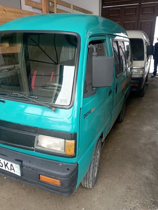 Damas sotiladi 1998-yil