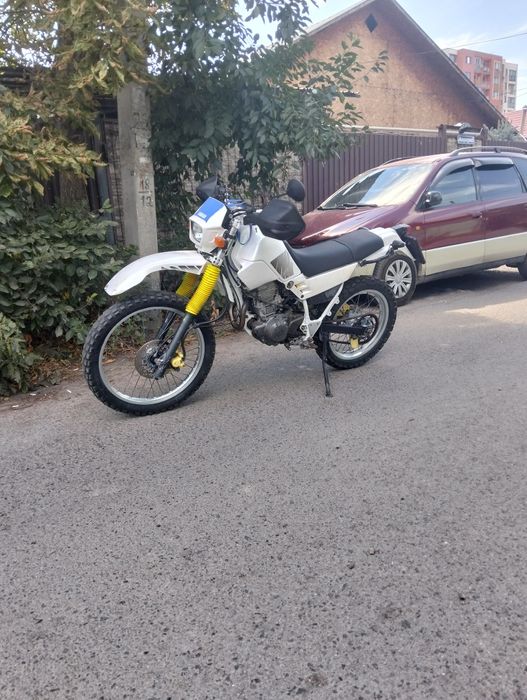 Японский эндуро Yamaha serov