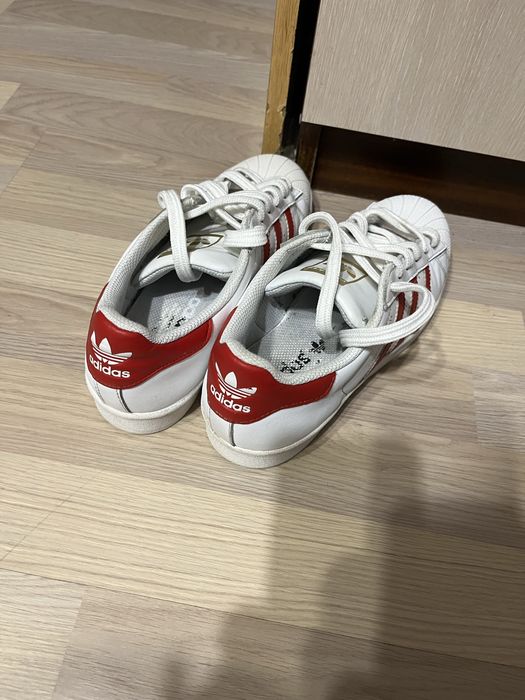 Adidas Superstar Red