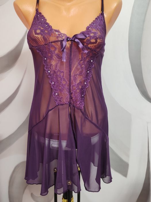 Lenjerie intima cu dantelă sexy