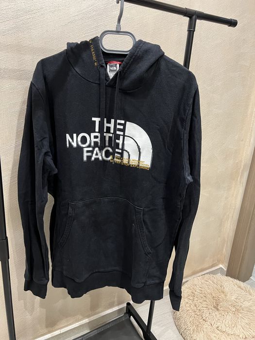 Тениски и суитшърти