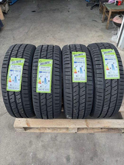 Нови зимни гуми  DELINTE 225/70/15C