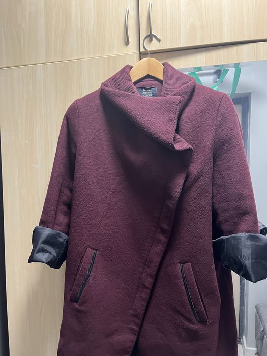 Пальто Bershka, тренчи
