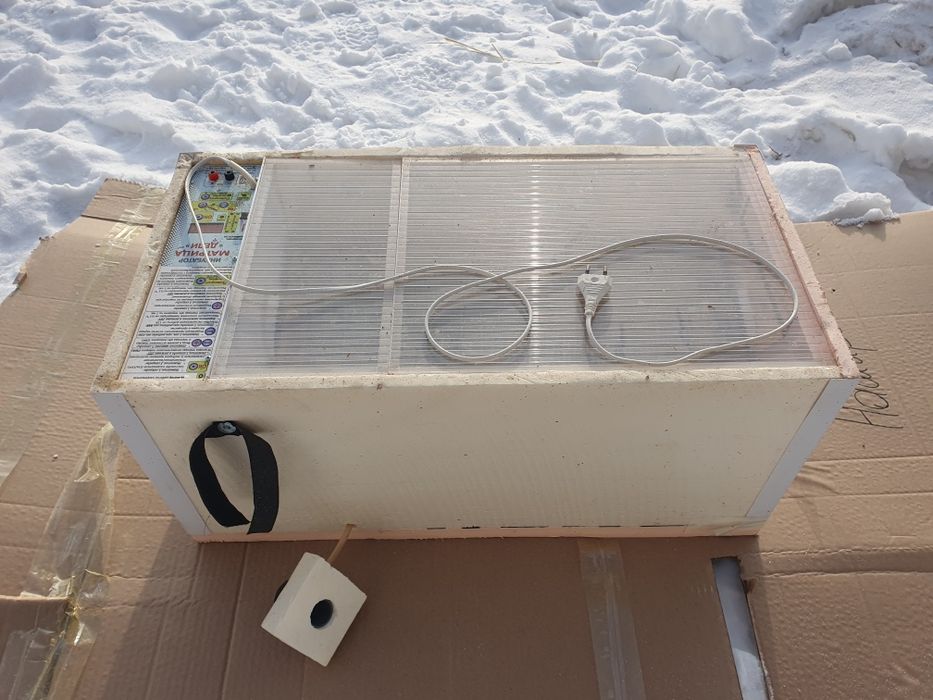 Продам инкубатор