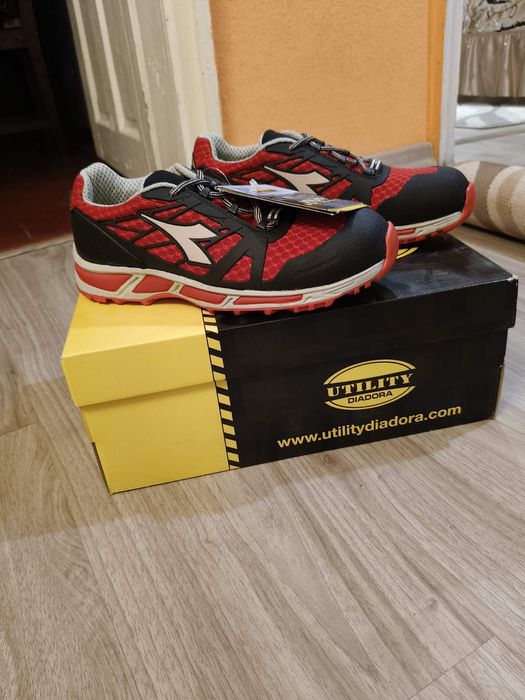 Туристически обувки DIADORA