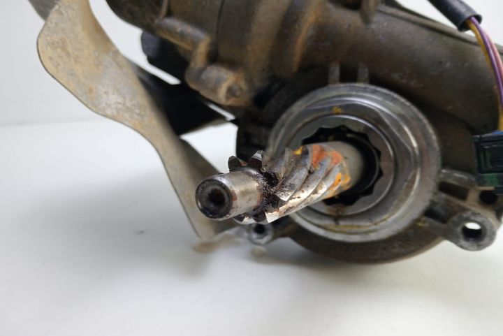 Motoras caseta de directie 6700001832 Mercedes-Benz B-Class W245