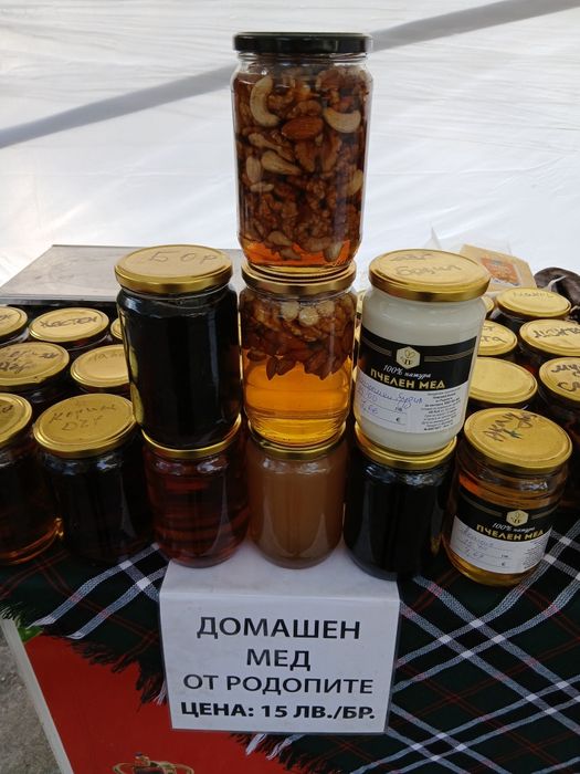 Продавам мед 2025.качествен
