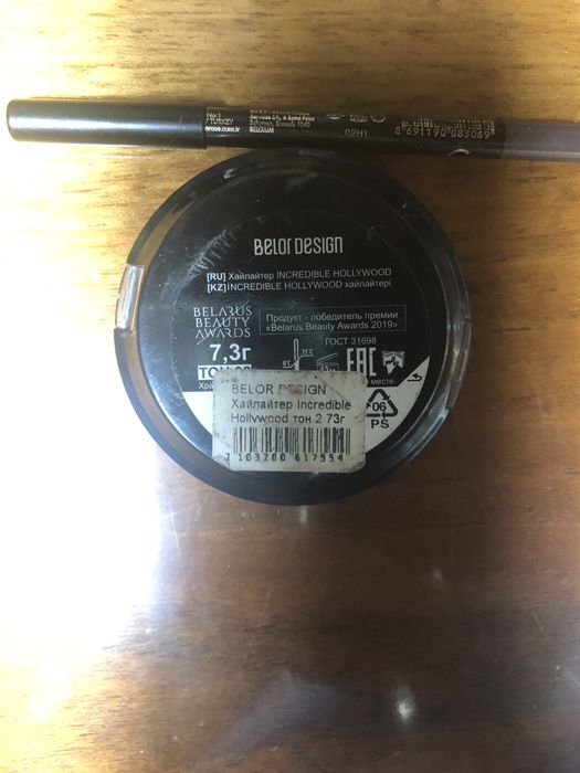 Хайлайтер  и карандаш для глаз