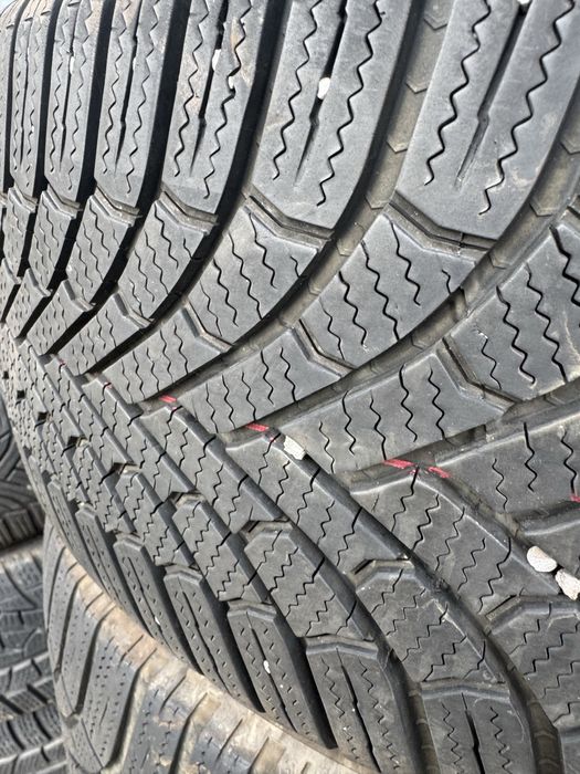 225/45/18 Bridgestone 1924