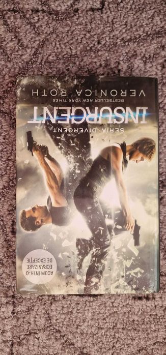 Vand diverse serii de carti