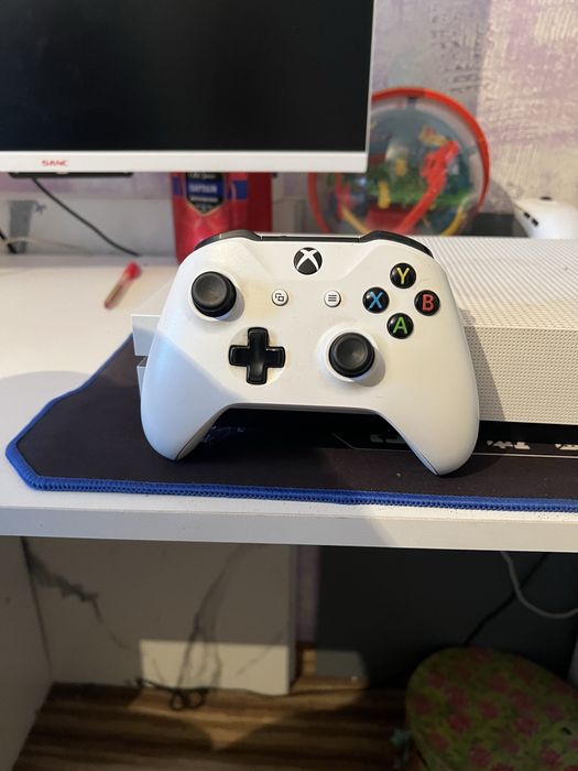 Обмен Xbox One S