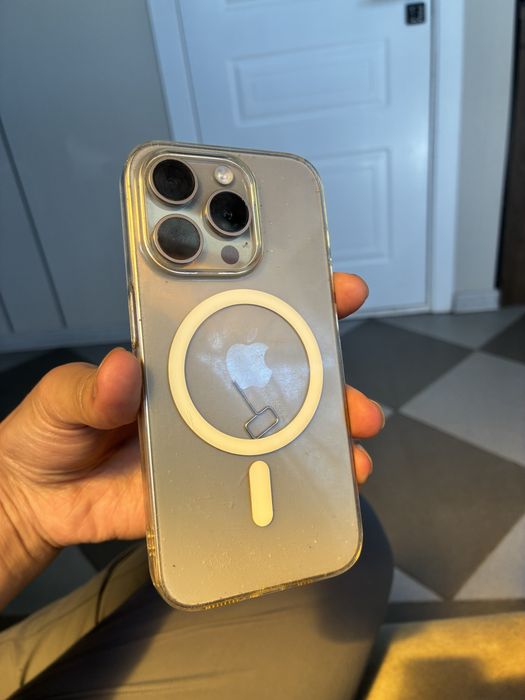 Iphone 15 pro ideal kar dok bor 94% batare srochniy pul zarl 24/7 qvur