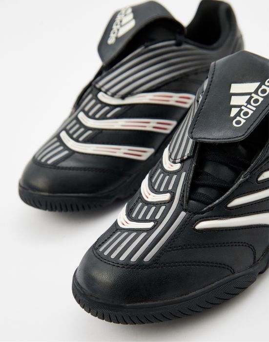 Продам зальники adidas predator sala