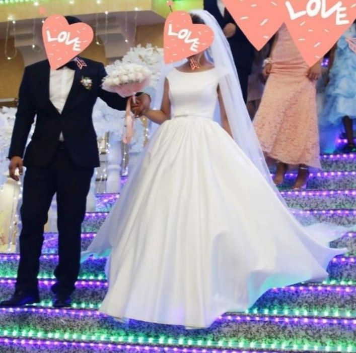 Свадебное платье