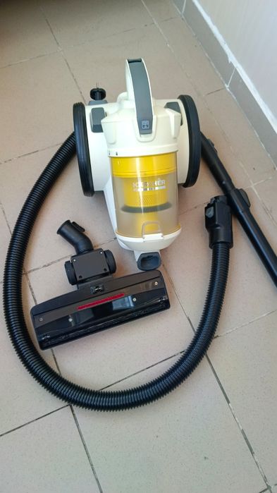 Пылесос Karcher VC 3 premium