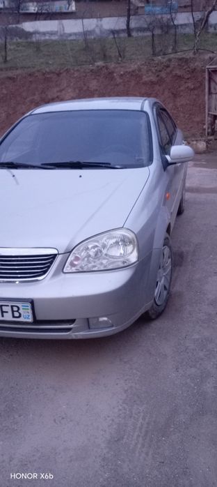 Lasetti sotiladi zur moshincha aybi yuq