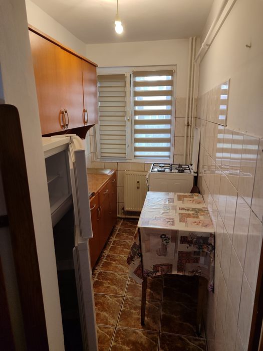 Închiriez ap.  2 camere - Str. Republicii