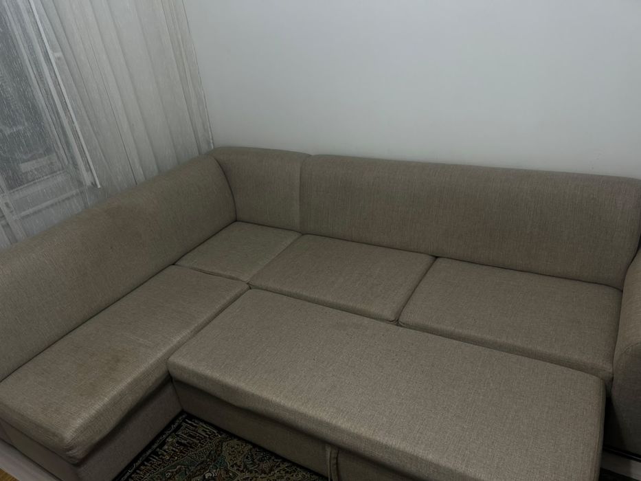 Продам диван угловой
