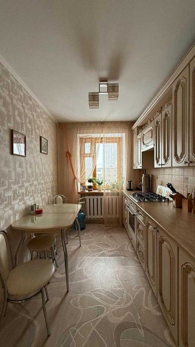 Продам 3 комн. квартиру, в самом Центре