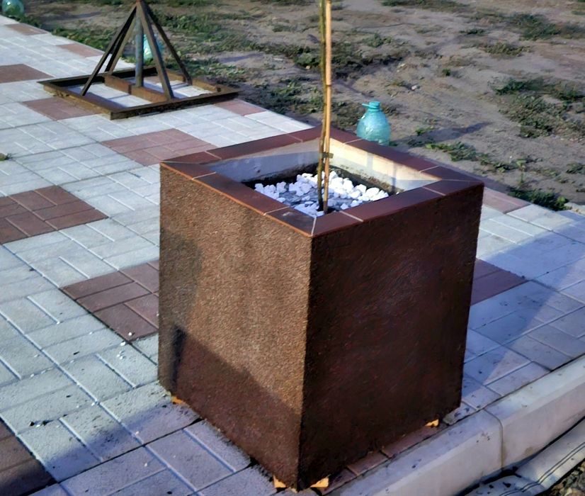 Jardiniere și Ghivece Premium realizate manual