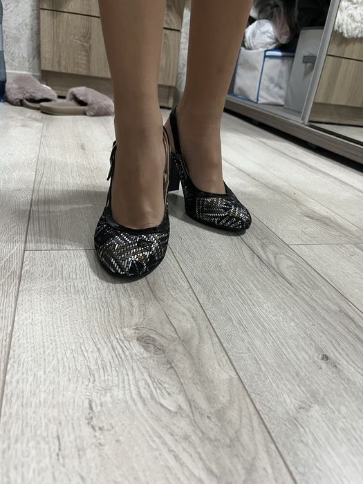 Pantofi de ocazie