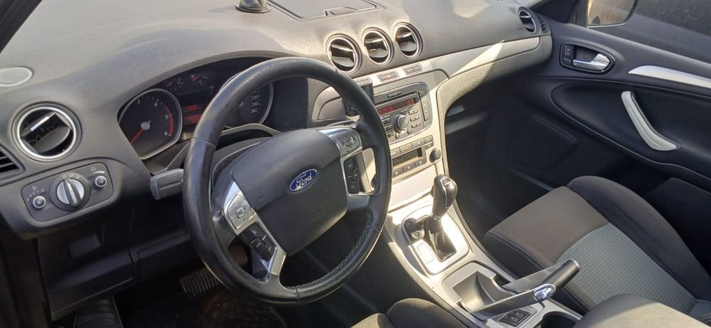 FORD S-MAX 2011 — imagine 3