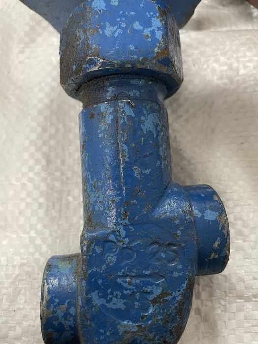 Продам краны вентели