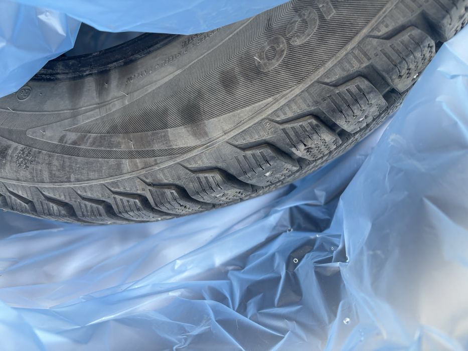 Зимние шины комплект