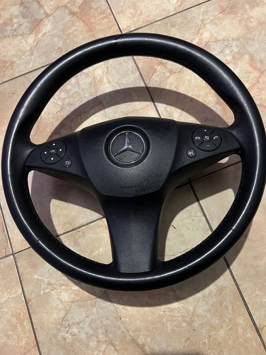 Волан за Mercedes