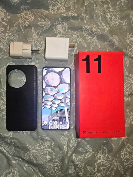 OnePlus 11 16/256 GB
