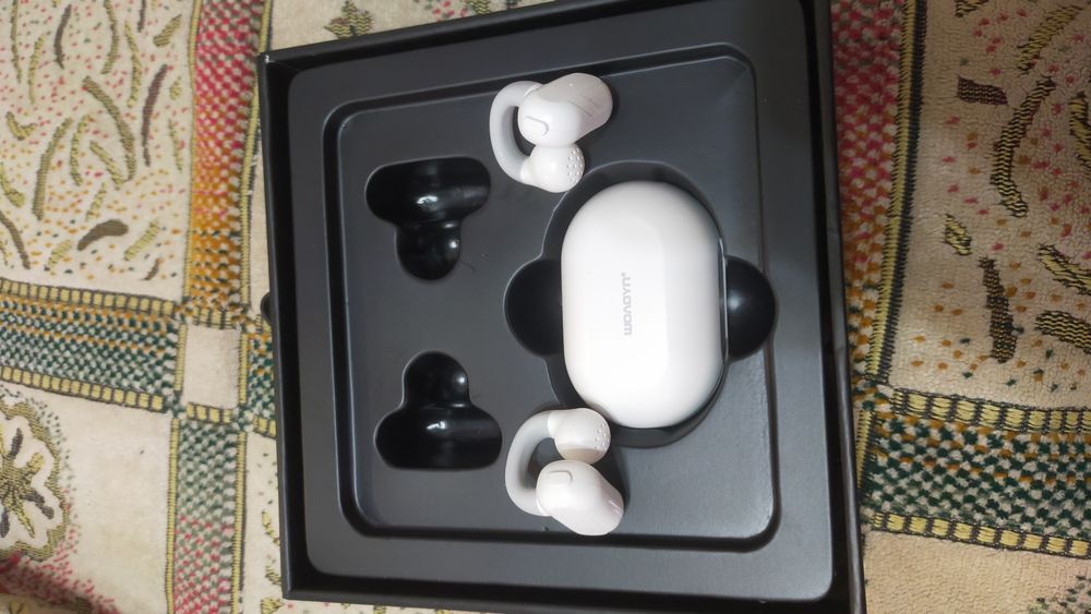 Без проводные наушники