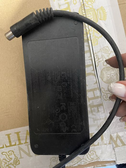 Incarcatoare pentru trotinete lime