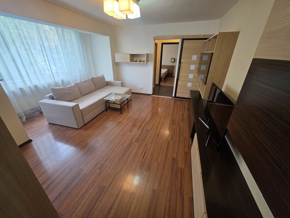 Închiriez apartament 2 camere,zona RFN,modern, complet utilat