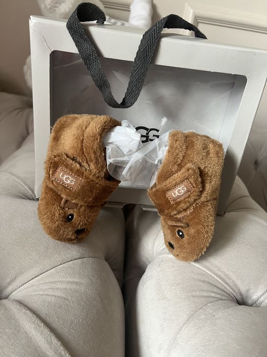 Ugg bebe noi 0-7 luni