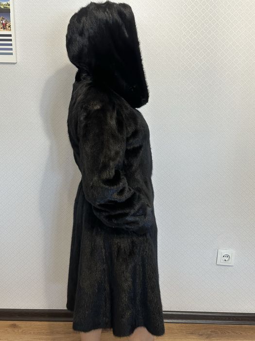 Норковая шуба с капюшоном