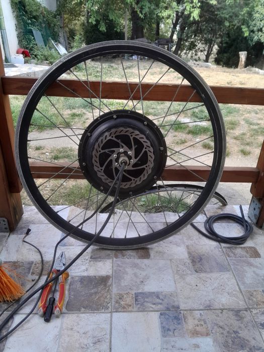 Vand roata spate electrica