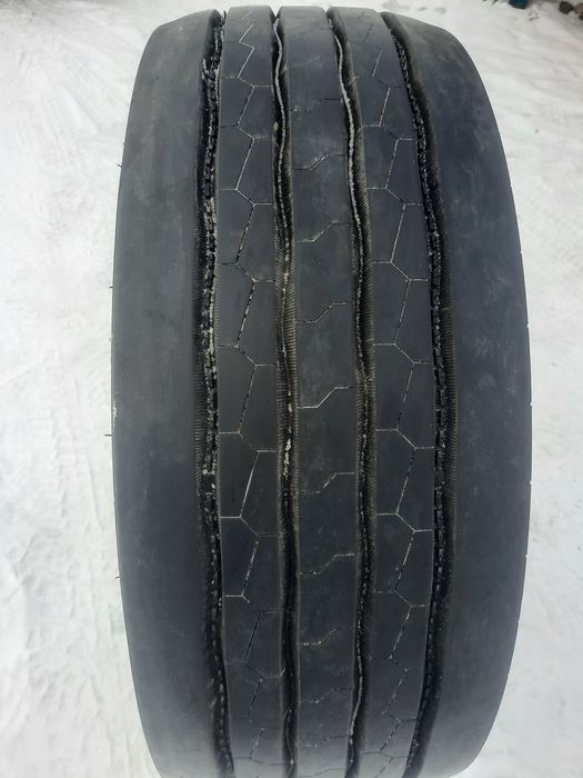 Продам шины 315.60
