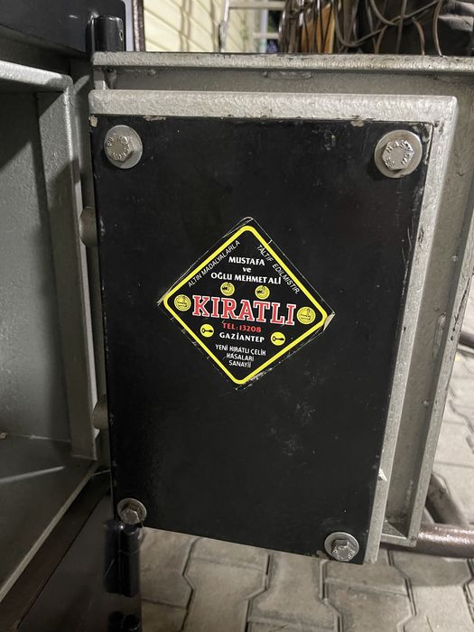 Сейф для дома и офиса