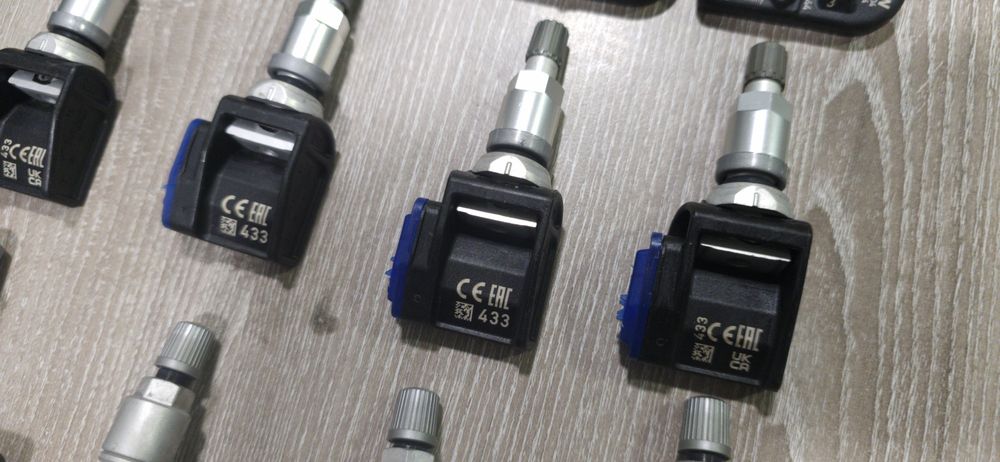 Сензори/ датчици/ за налягане в Гумите TPMS