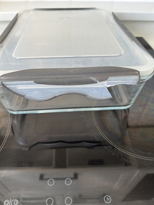 Стеклянная емкость