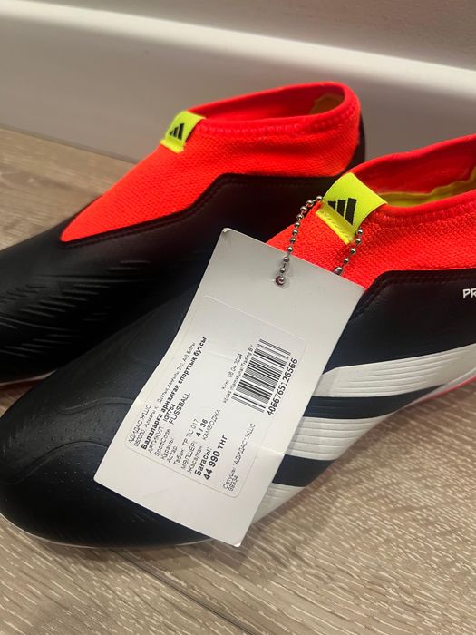 Новые бутсы Adidas