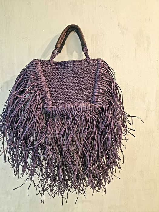 Ръчно плетена лилава чанта