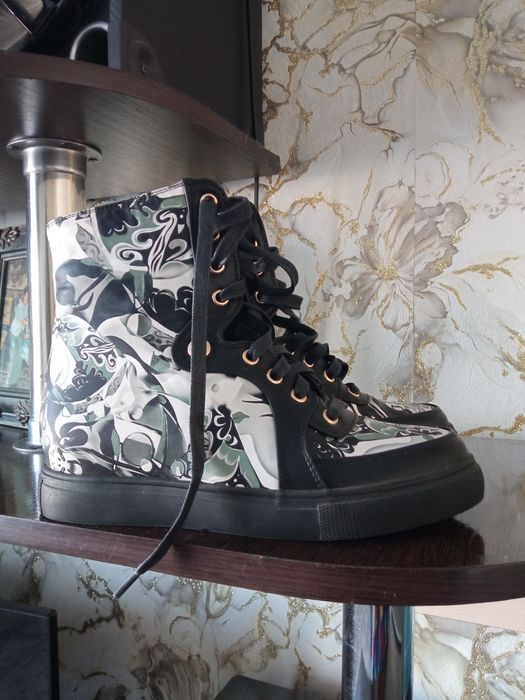 Продам новую обувь 36 размер